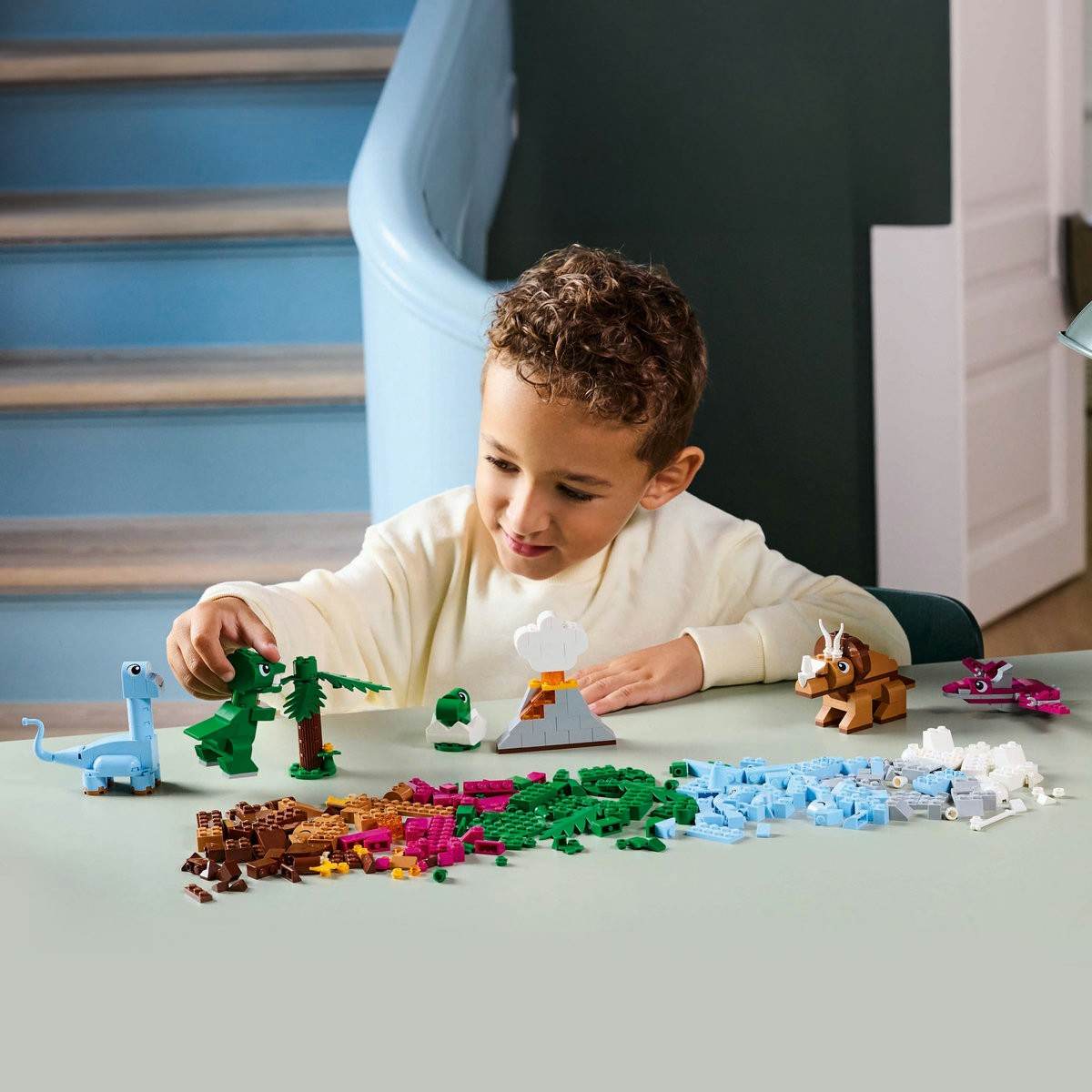 LEGO CLASSIC DINOZAURI CREATIVI 11041 - Atelieru' lui Mesterica