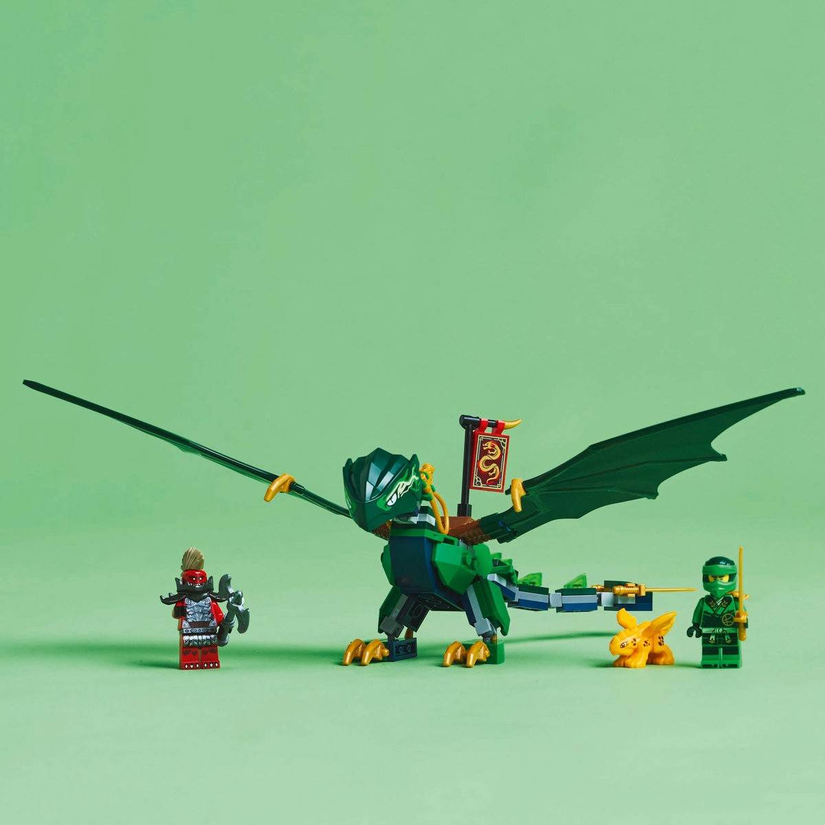 LEGO NINJAGO DRAGONUL DE PADURE AL LUI LLOYD 71829 - Atelieru' lui Mesterica