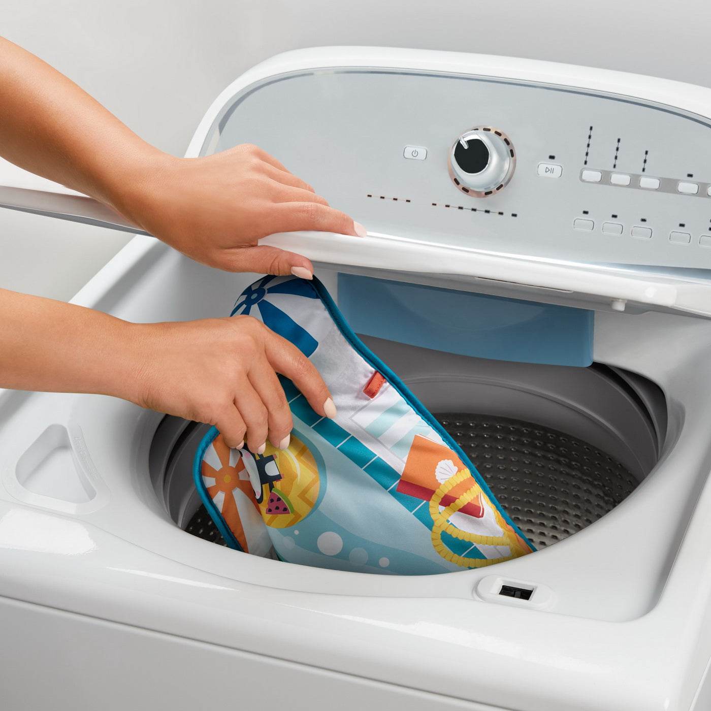 FISHER PRICE COVORAS CU ACTIVITATI - Atelieru' lui Mesterica