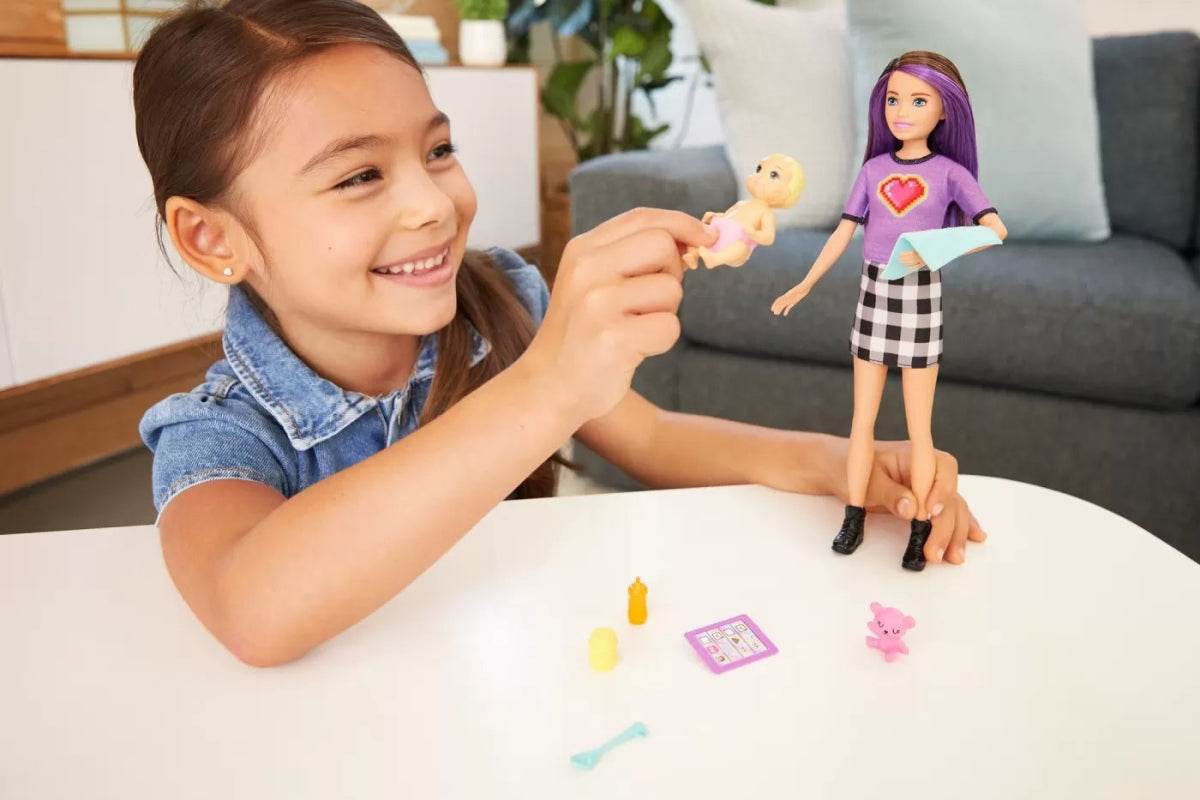 BARBIE PAPUSA SKIPPER FIRST JOBS BABYSITTER PAPUSA SATENA - Atelieru' lui Mesterica