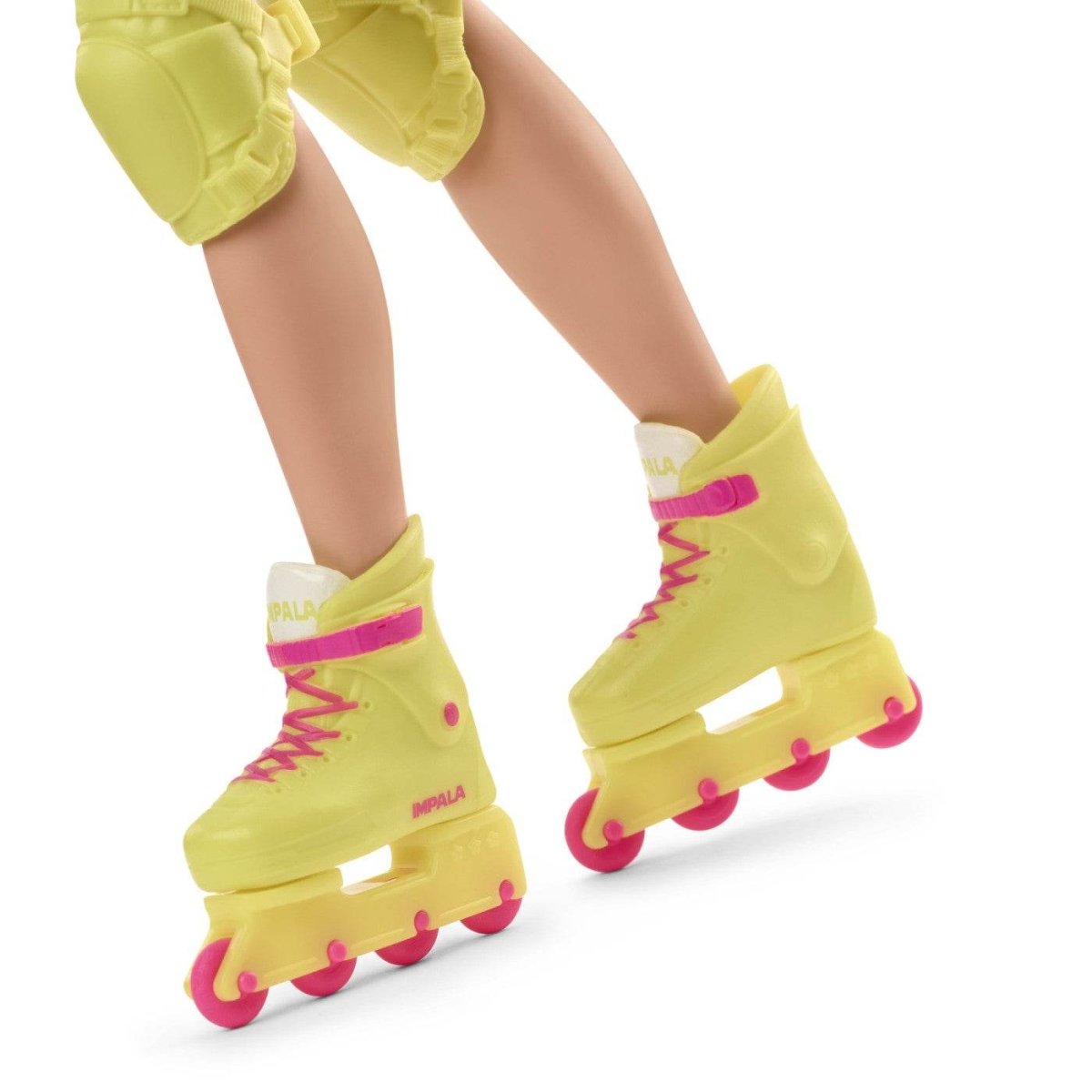 BARBIE THE MOVIE PAPUSA KEN CU PATINE CU ROTILE Atelieru' lui Mesterica | Jucarii, haine si incaltaminte pentru copii