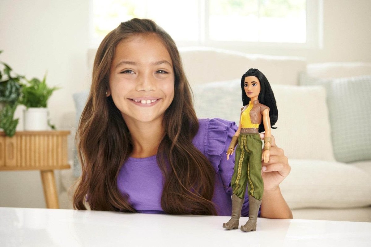 DISNEY PRINCESS PAPUSA PRINTESA RAYA Atelieru' lui Mesterica | Jucarii, haine si incaltaminte pentru copii