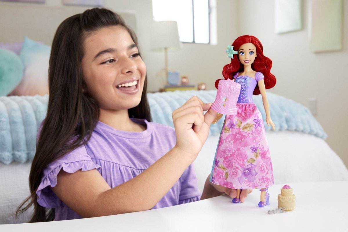 DISNEY PRINCESS SPIN AND REVEAL PAPUSA ARIEL - Atelieru' lui Mesterica