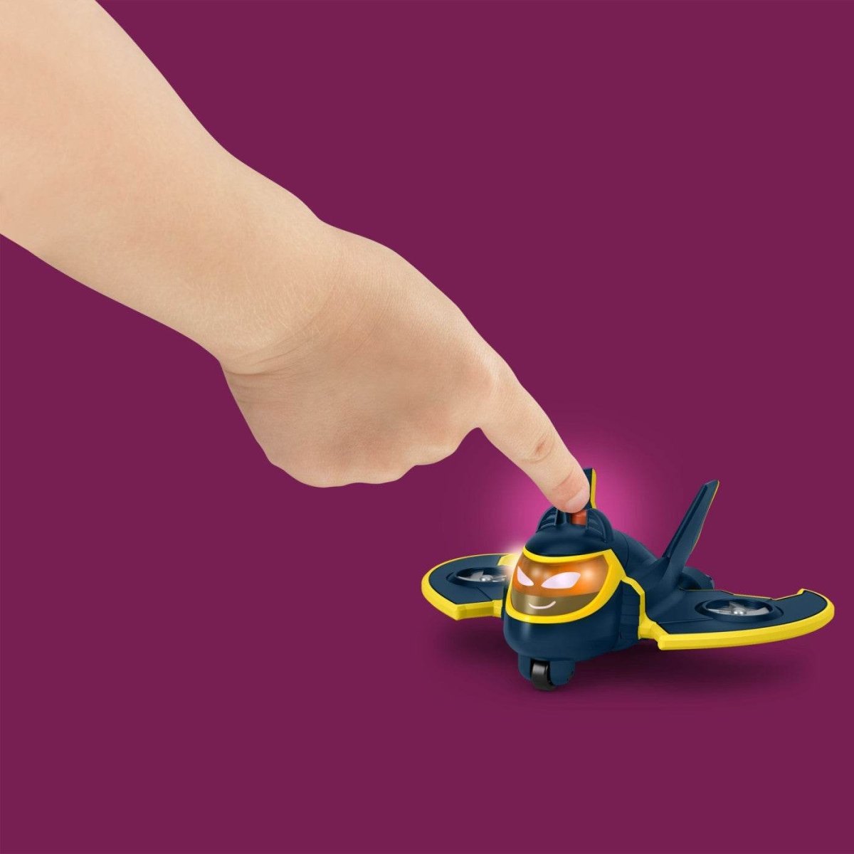 FISHER PRICE BATWHEELS SET 2 MASINUTE CU LUMINI REDBIRD SI BATWING SCARA 1:55 - Atelieru' lui Mesterica