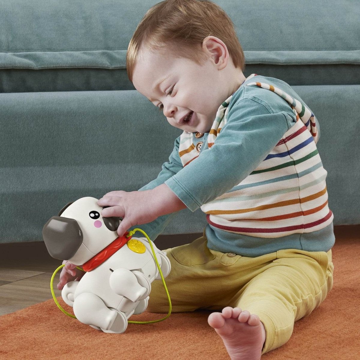 FISHER PRICE JUCARIE DE TRAS INTERACTIVA CATEL CU MISCARI SI SUNETE Atelieru' lui Mesterica | Jucarii, haine si incaltaminte pentru copii