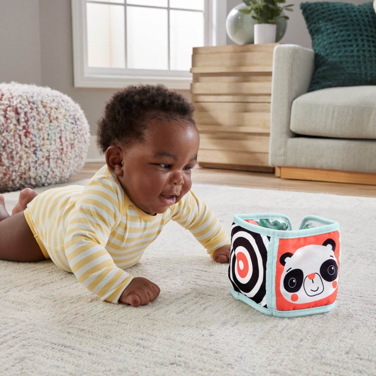 FISHER PRICE PANOU CU ACTIVITATI - Atelieru' lui Mesterica
