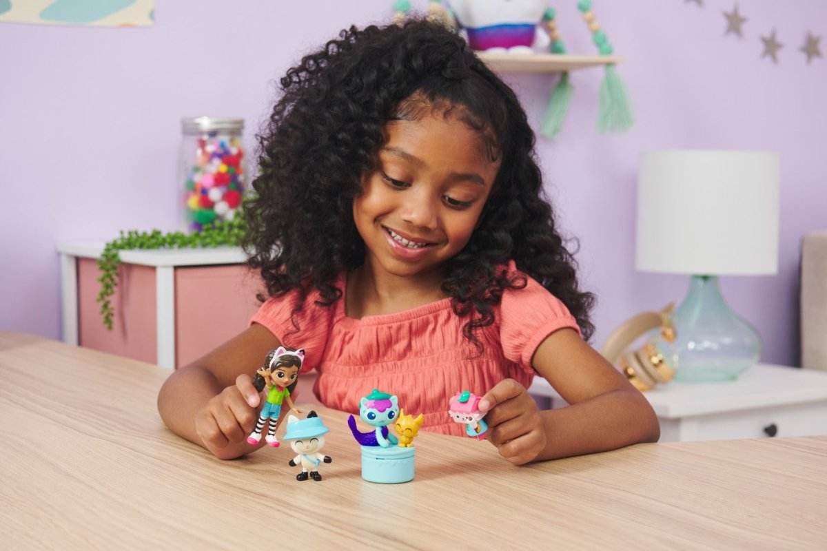 GABBYS DOLLHOUSE SET PENTRU CAMPING - Atelieru' lui Mesterica