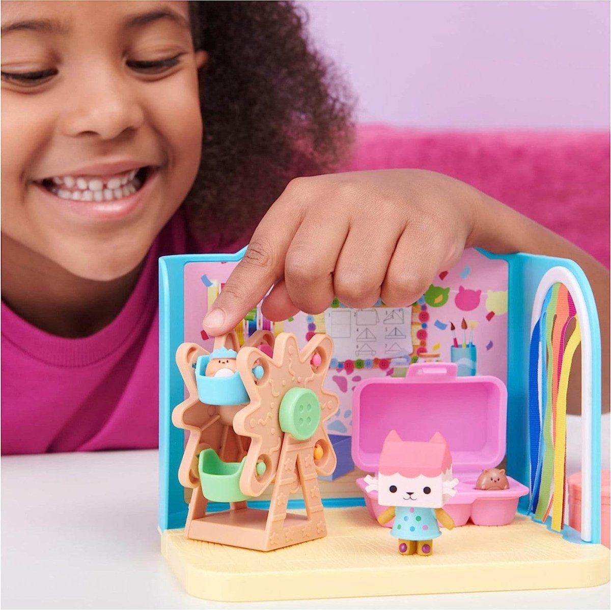 GABBYS DOLLHOUSE SET STUDIO DE ARTA Atelieru' lui Mesterica | Jucarii, haine si incaltaminte pentru copii