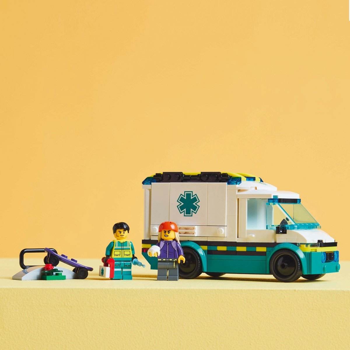 LEGO CITY AMBULANTA DE URGENTE 60451 - Atelieru' lui Mesterica