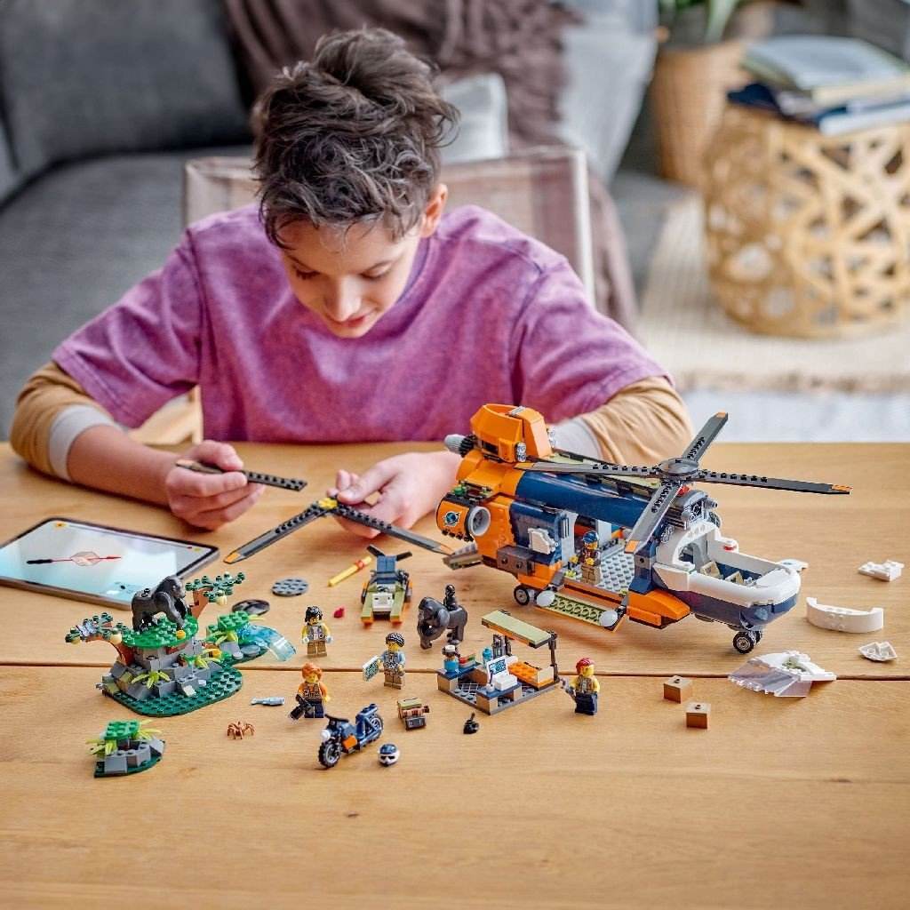 LEGO CITY ELICOPTERUL UNUI EXPLORATOR AL JUNGLEI LA TABARA DE BAZA 60437 - Atelieru' lui Mesterica