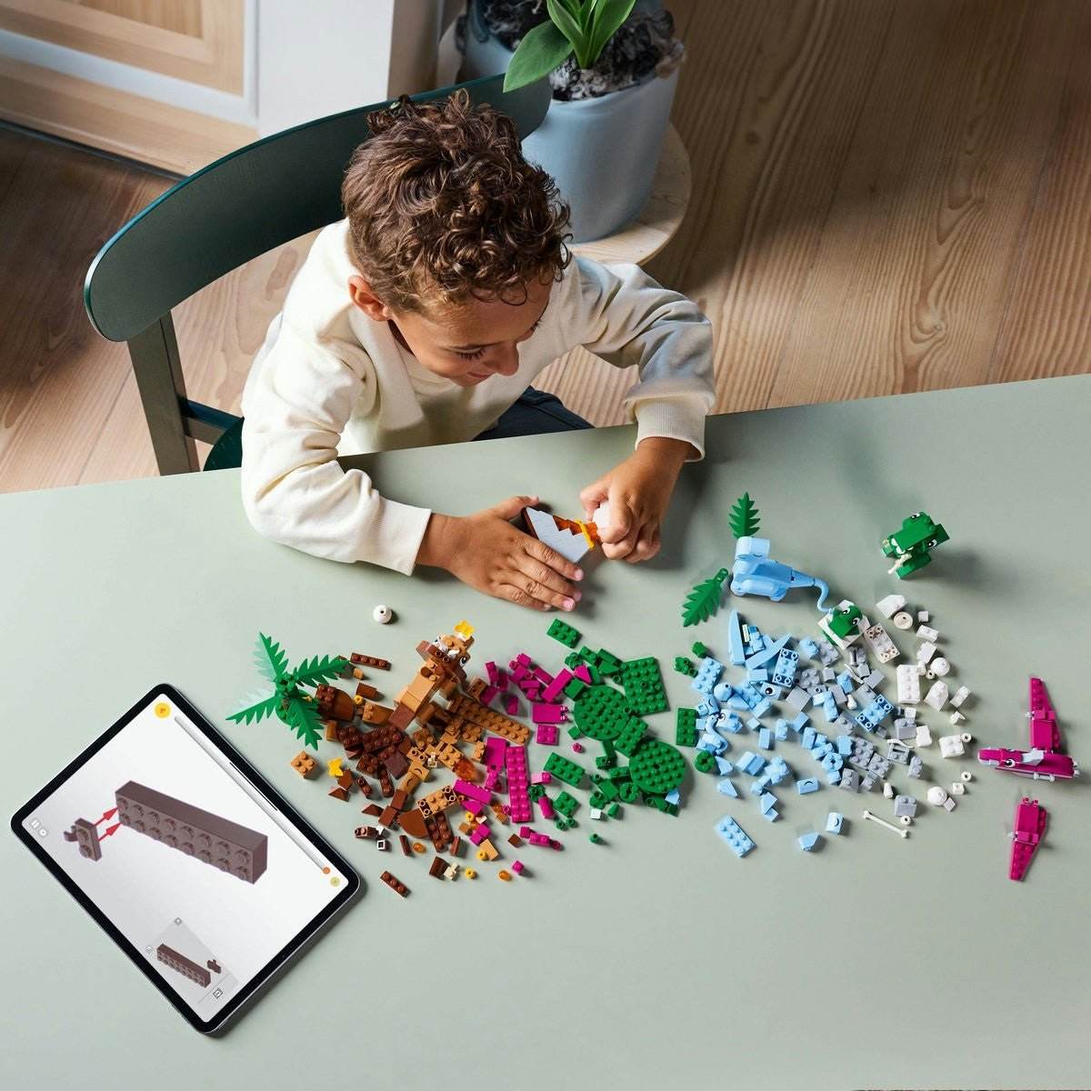 LEGO CLASSIC DINOZAURI CREATIVI 11041 - Atelieru' lui Mesterica