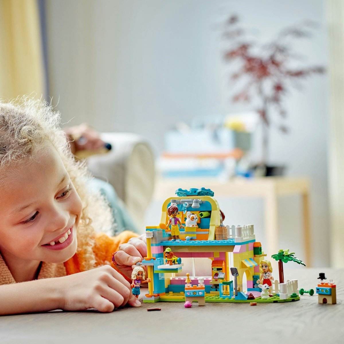 LEGO FRIENDS MAGAZIN DE ACCESORII PENTRU ANIMALE DE COMPANIE 42650 - Atelieru' lui Mesterica