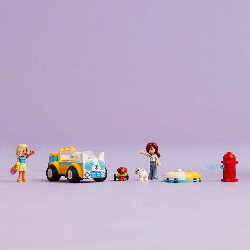 LEGO FRIENDS MASINA PENTRU TOALETAREA CAINILOR 42635 - Atelieru' lui Mesterica