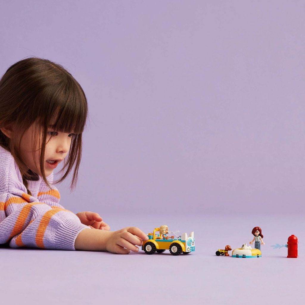 LEGO FRIENDS MASINA PENTRU TOALETAREA CAINILOR 42635 Atelieru' lui Mesterica | Jucarii, haine si incaltaminte pentru copii