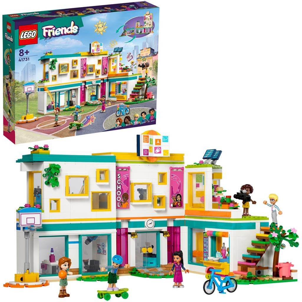 LEGO FRIENDS SCOALA INTERNATIONALA DIN HEARTLAKE 41731 - Atelieru' lui Mesterica