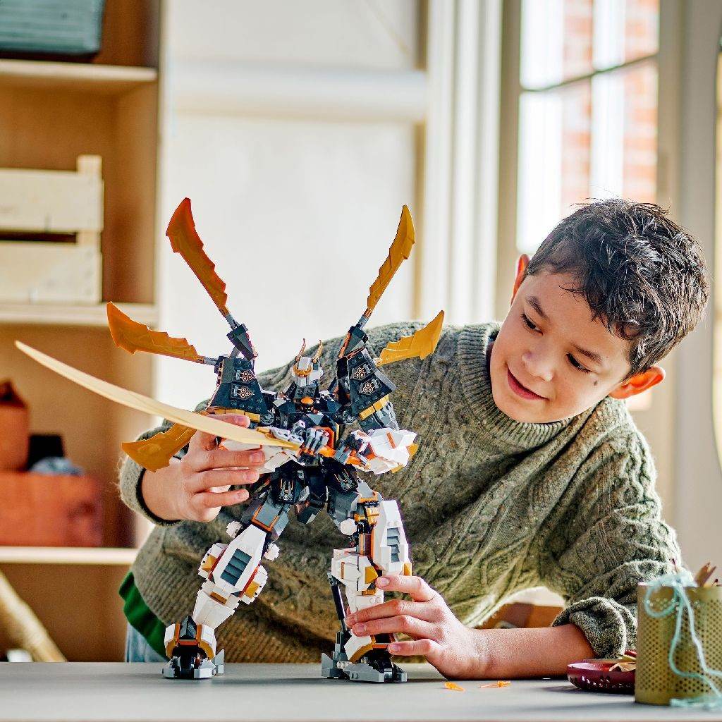 LEGO NINJAGO ROBOTUL-DRAGON DE TITAN AL LUI COLE 71821 - Atelieru' lui Mesterica