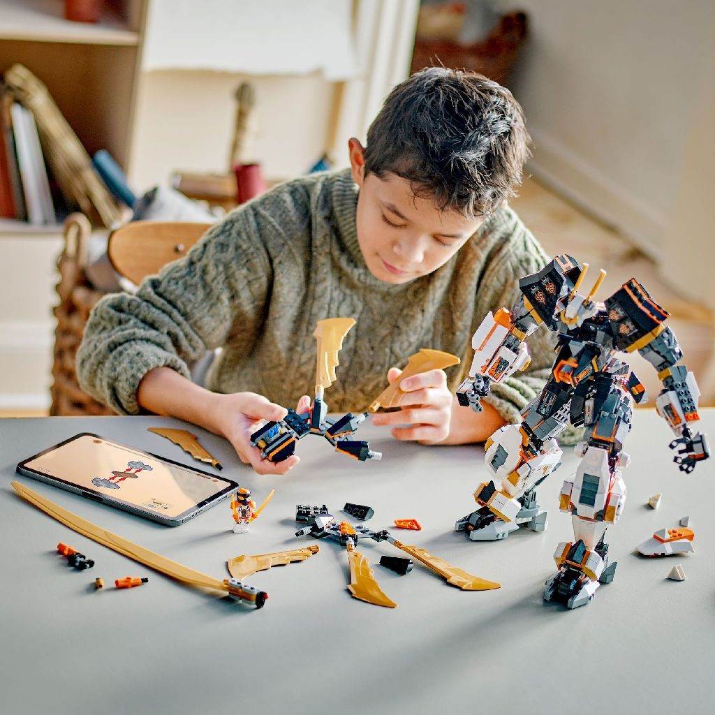 LEGO NINJAGO ROBOTUL-DRAGON DE TITAN AL LUI COLE 71821 - Atelieru' lui Mesterica