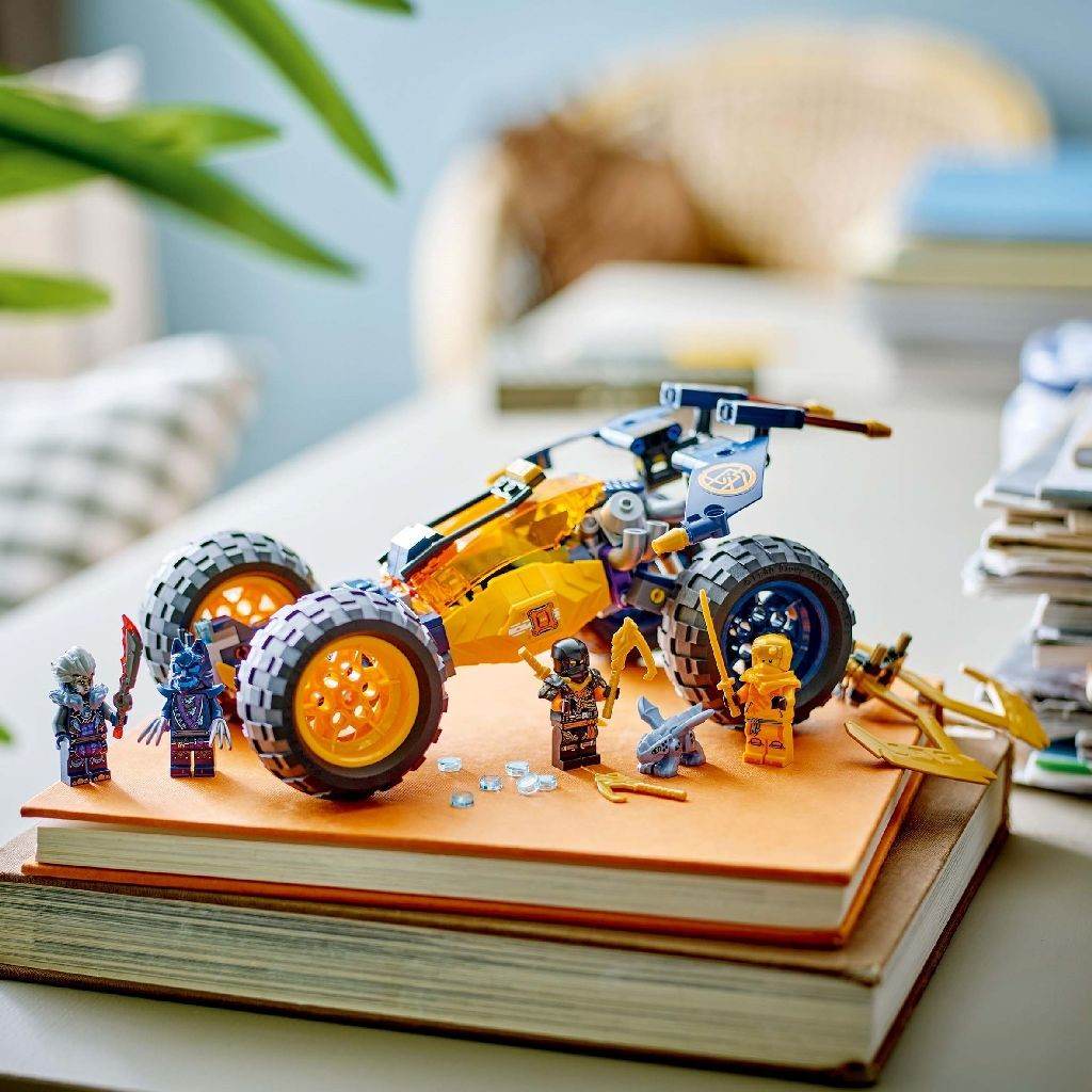 LEGO NINJAGO VEHICULUL DE TEREN NINJA AL LUI ARIN 71811 Atelieru' lui Mesterica | Jucarii, haine si incaltaminte pentru copii