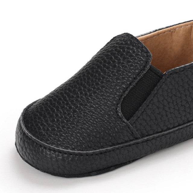Pantofiori negri tip mocasini Atelieru' lui Mesterica | Jucarii, haine si incaltaminte pentru copii