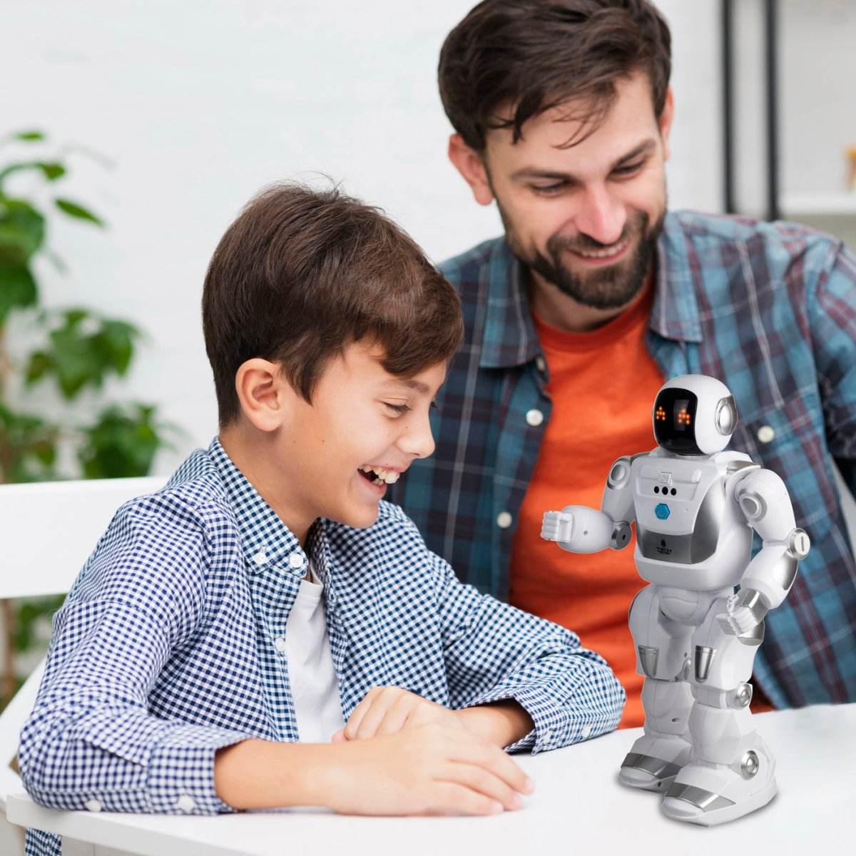 ROBOT ELECTRONIC CU RADIOCOMANDA PR?GRAMM A BOT X - Atelieru' lui Mesterica