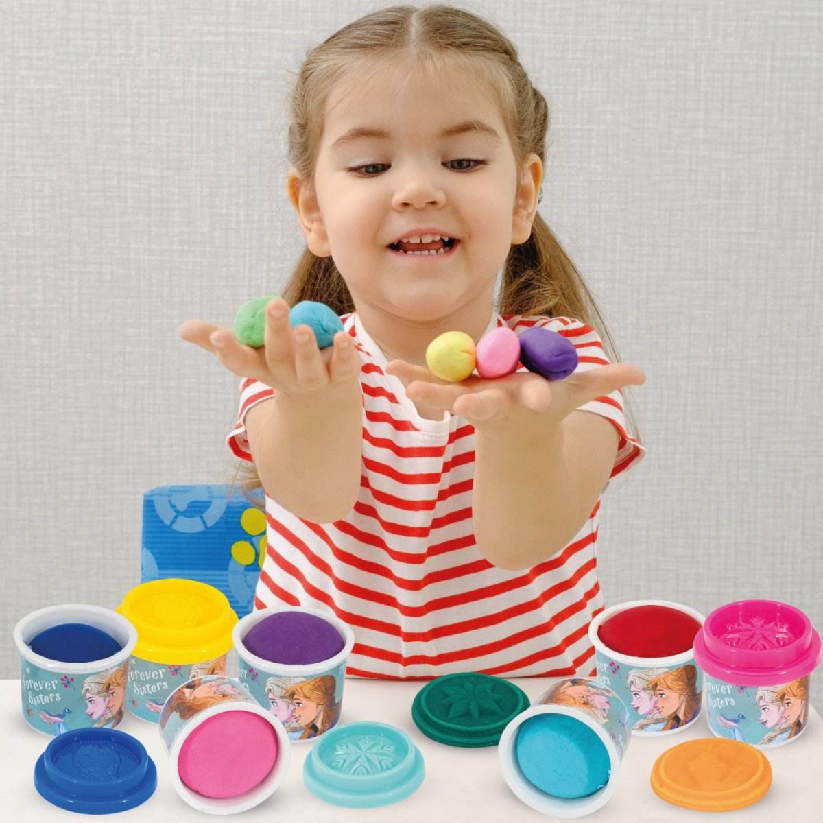 10 BORCANASE DE PLASTILINA FROZEN IN PUNGA DE PLASTIC - Atelieru' lui Mesterica