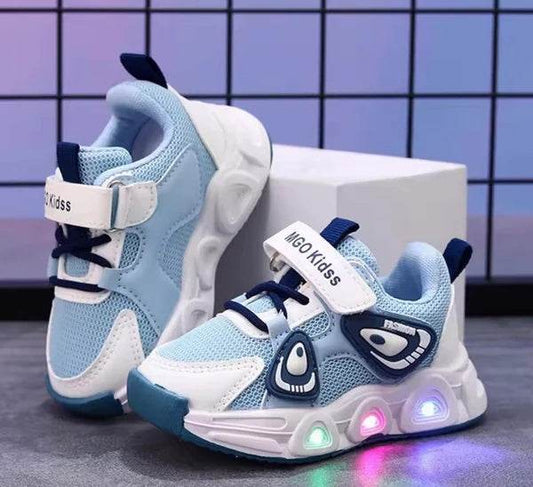 Adidasi cu luminite Panda New Style Atelieru' lui Mesterica | Jucarii, haine si incaltaminte pentru copii