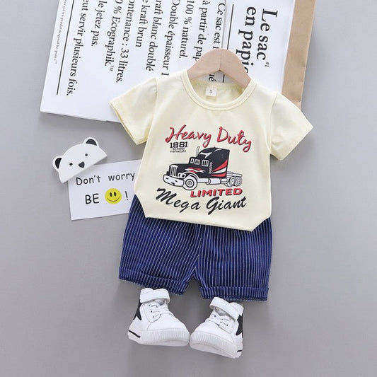 Costum cu tricou ivoire pentru bebelusi - Heavy Duty Atelieru' lui Mesterica | Jucarii, haine si incaltaminte pentru copii