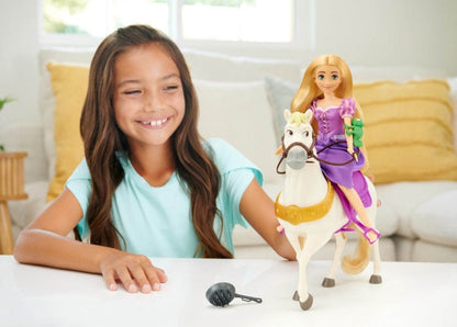 DISNEY PRINCESS SET PAPUSA RAPUNZEL SI CALUL MAXIMUS - Atelieru' lui Mesterica