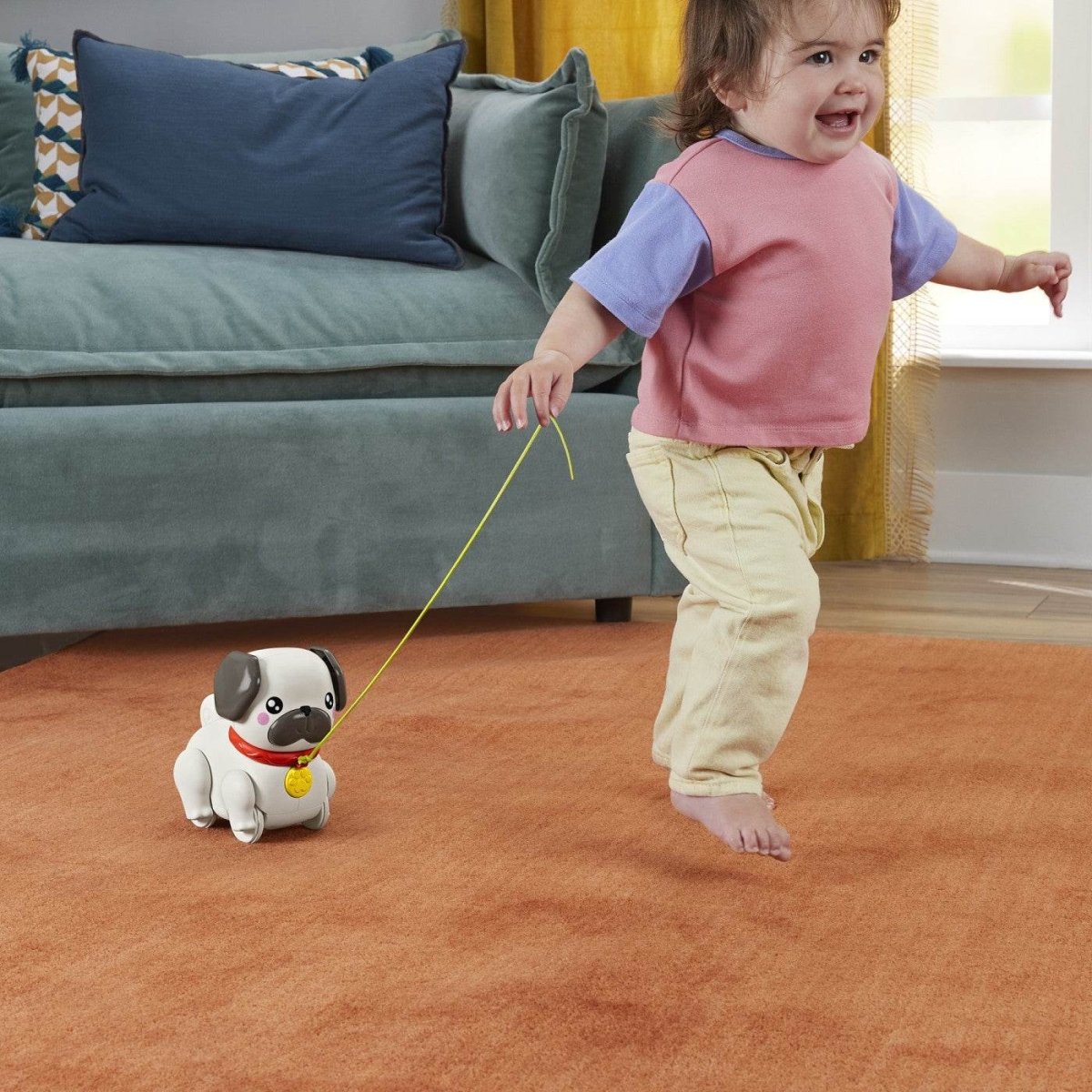 FISHER PRICE JUCARIE DE TRAS INTERACTIVA CATEL CU MISCARI SI SUNETE Atelieru' lui Mesterica | Jucarii, haine si incaltaminte pentru copii