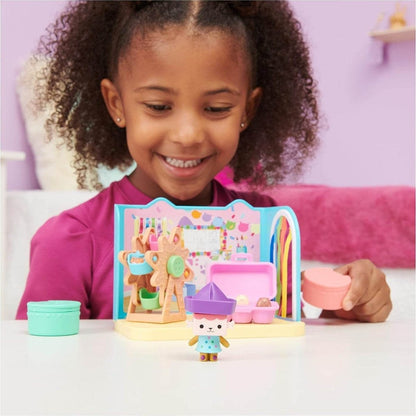 GABBYS DOLLHOUSE SET STUDIO DE ARTA Atelieru' lui Mesterica | Jucarii, haine si incaltaminte pentru copii