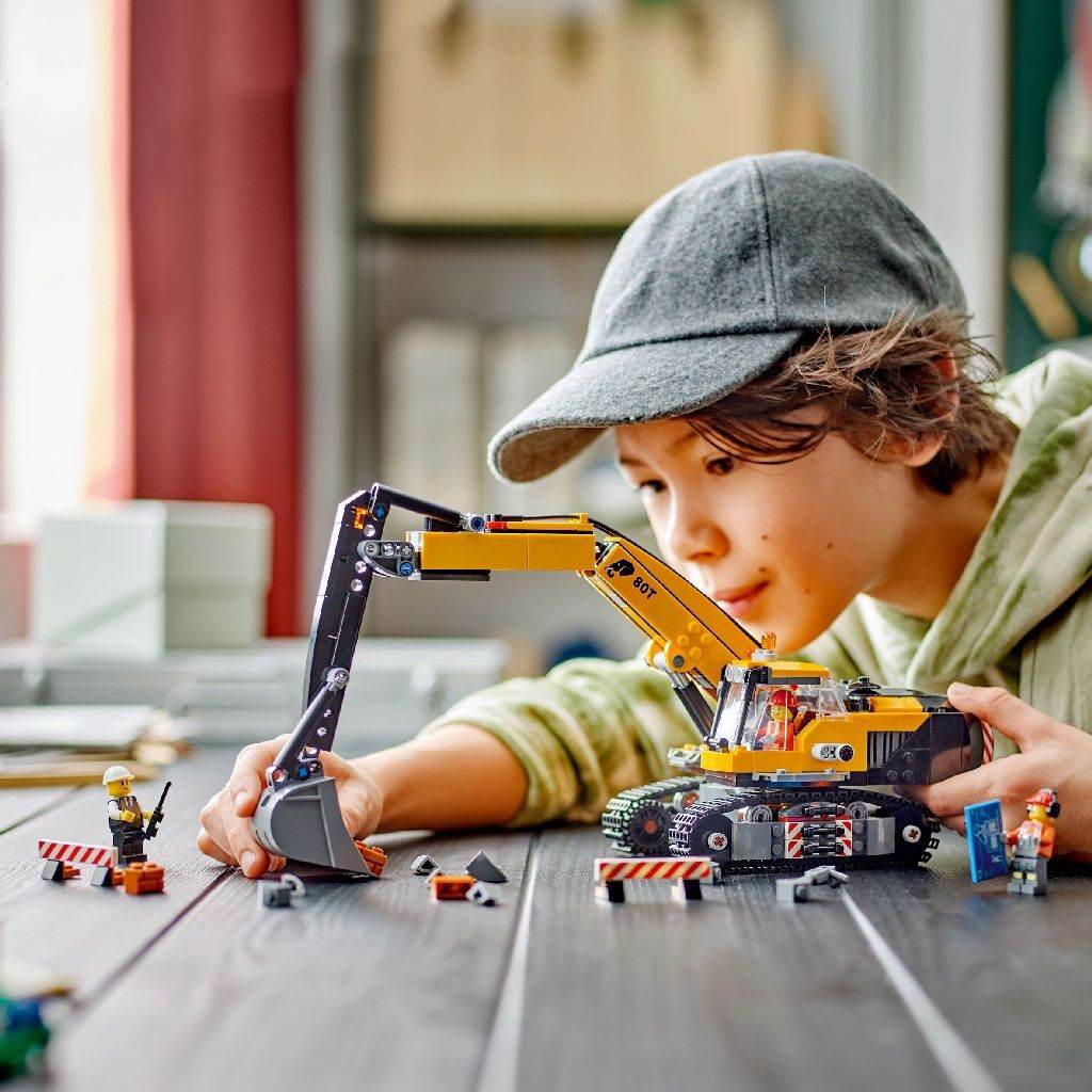 LEGO CITY EXCAVATOR GALBEN DE CONSTRUCTII 60420 Atelieru' lui Mesterica | Jucarii, haine si incaltaminte pentru copii