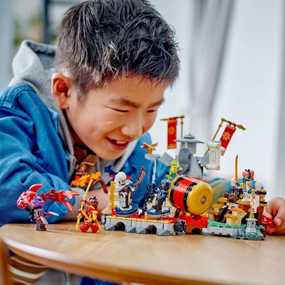 LEGO NINJAGO ARENA DE LUPTA DE LA TURNEU 71818 - Atelieru' lui Mesterica