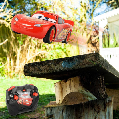 MASINA CU TELECOMANDA FULGER McQUEEN 17CM - Atelieru' lui Mesterica