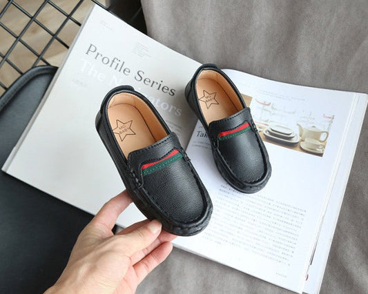 Pantofi eleganti negri tip mocasini pentru baietei Atelieru' lui Mesterica | Jucarii, haine si incaltaminte pentru copii