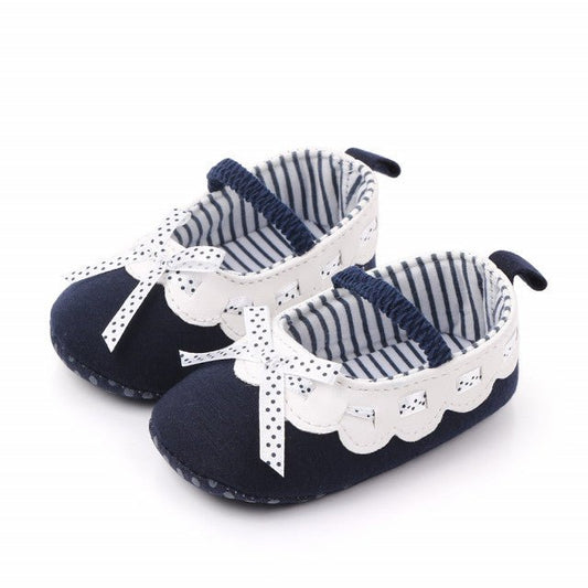 Pantofiori bleumarine cu volanas alb Atelieru' lui Mesterica | Jucarii, haine si incaltaminte pentru copii