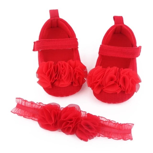 Pantofiori rosii cu floricele din tulle si bentita asortata Atelieru' lui Mesterica | Jucarii, haine si incaltaminte pentru copii