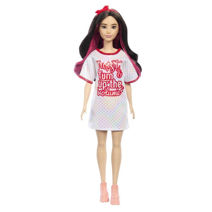 PAPUSA BARBIE FASHIONISTA BRUNETA CU ROCHITA SPORT Atelieru' lui Mesterica | Jucarii, haine si incaltaminte pentru copii