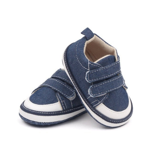Tenisi denim cu barete cu arici pentru bebelusi Atelieru' lui Mesterica | Jucarii, haine si incaltaminte pentru copii