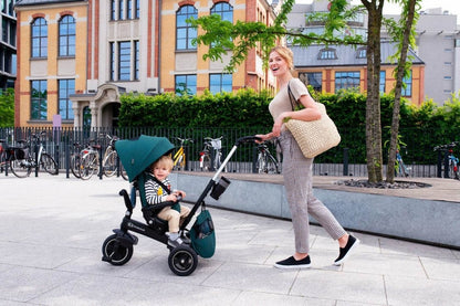 TRICICLETA KINDERKRAFT EASYTWIST, MIDNIGHT GREEN Atelieru' lui Mesterica | Jucarii, haine si incaltaminte pentru copii